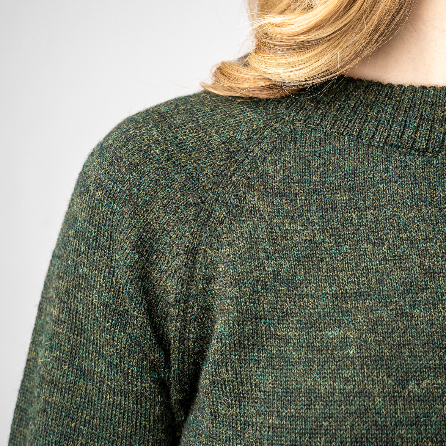 Hurma alpacawool sweater  product picture collar